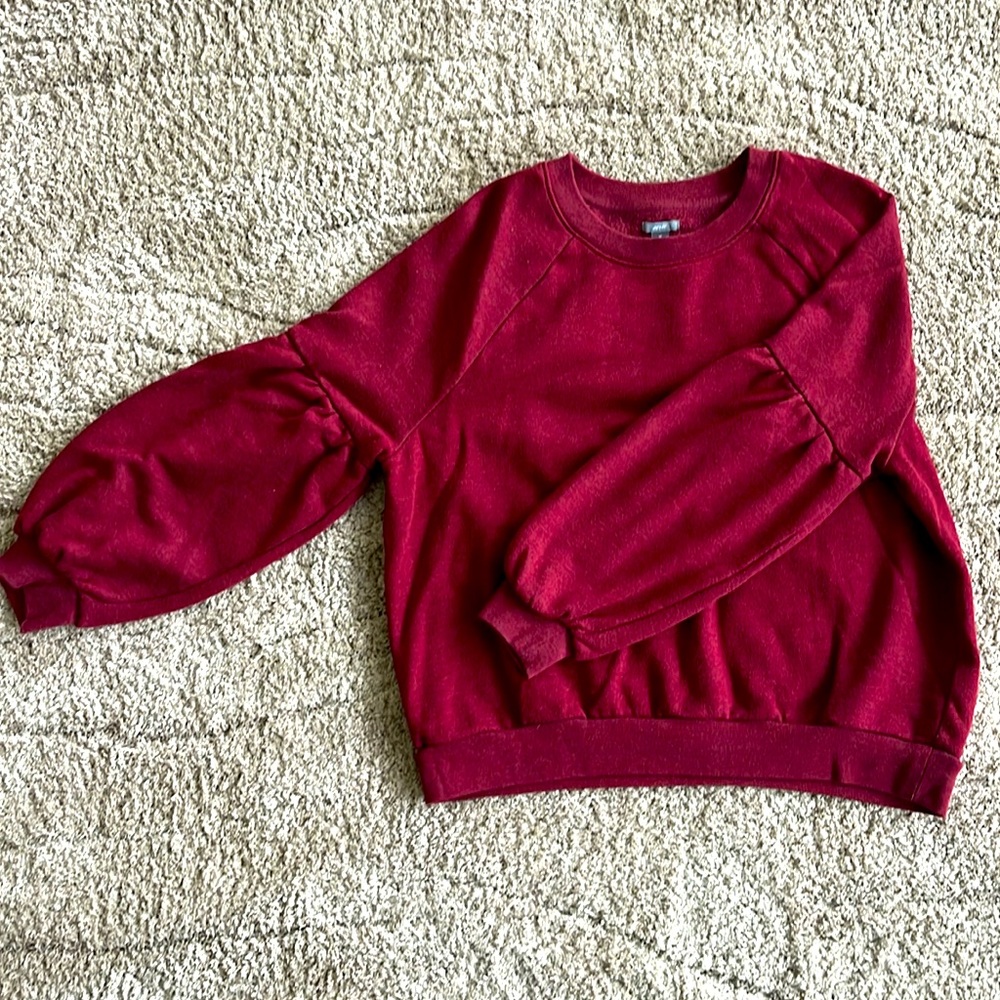 Arie sweater
